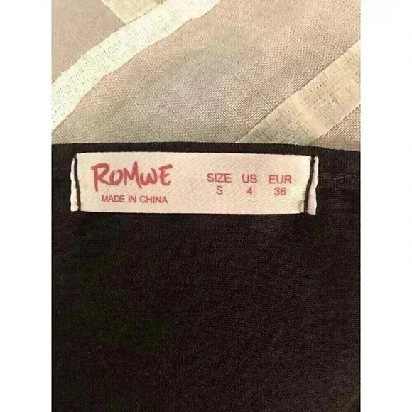 Rumwe Juniors Small Black Crop Top Elastic Bell Sleeves L/S - Picture 6 of 6